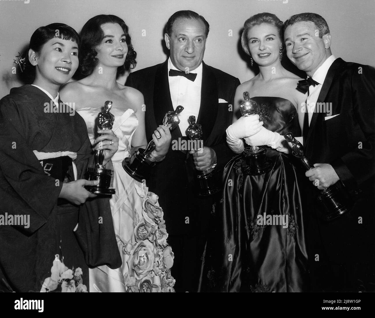 Miyoshi Umeki,Jean Simmons,Sam Spiegel, 30th Academy Awards - 1958. File Reference # 34145-808THA Stock Photo