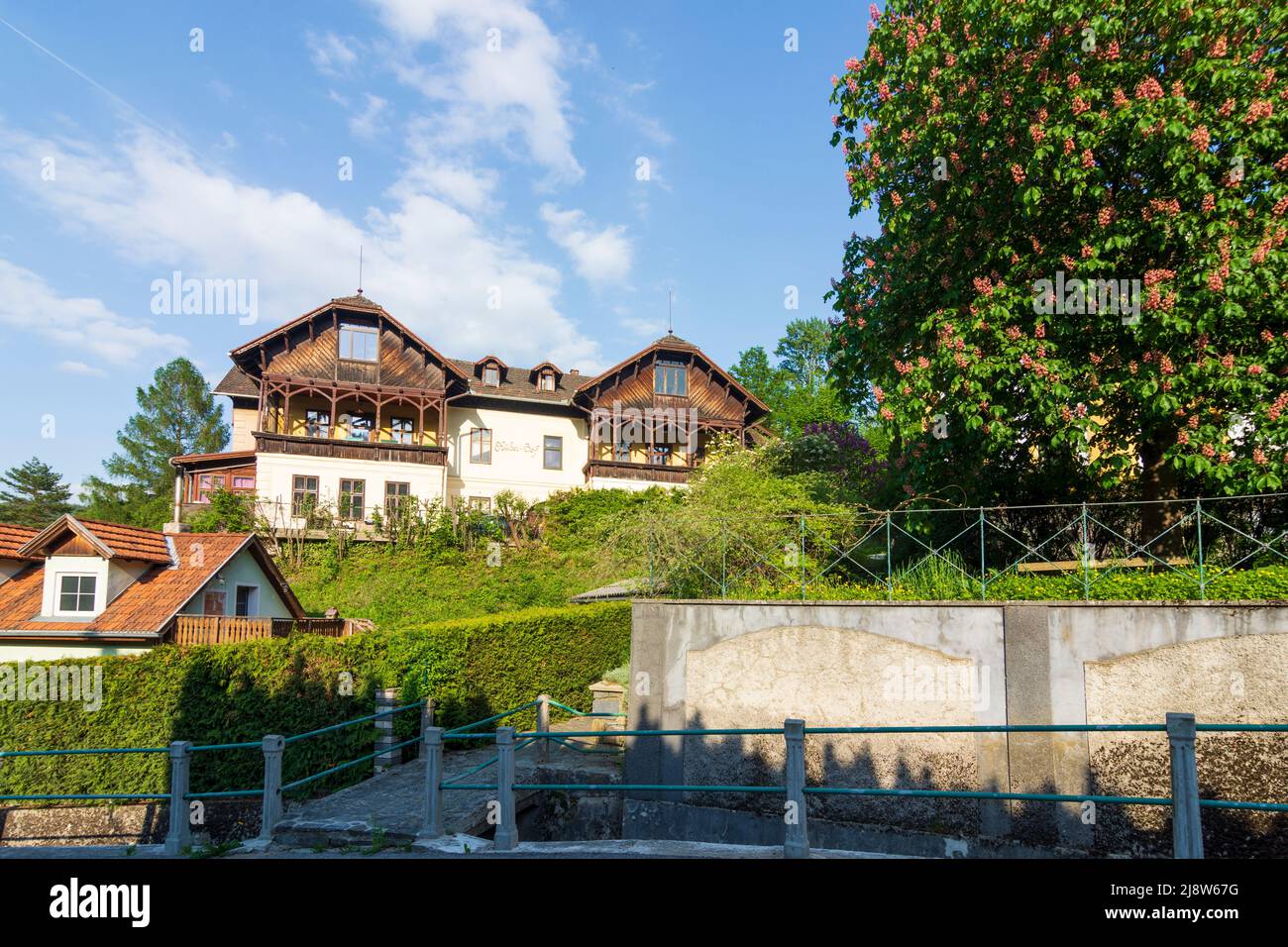 Payerbach: historic house in hamlet Küb in Wiener Alpen, Alps, Niederösterreich, Lower Austria, Austria Stock Photo