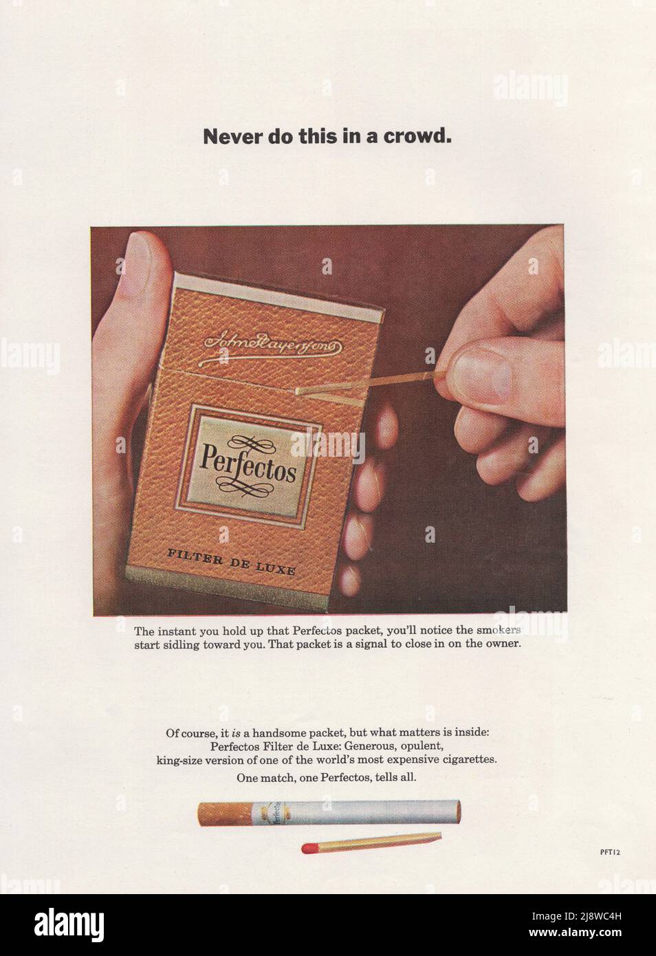 Perfectos cigarettes packet of cigarettes vintage paper advertisement advert ad 1970s Stock Photo