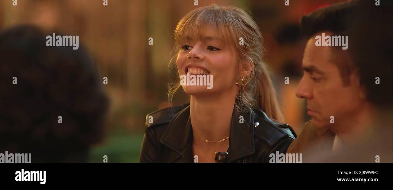 THE VALET, from left: Samara Weaving, Eugenio Derbez, 2022. © Hulu