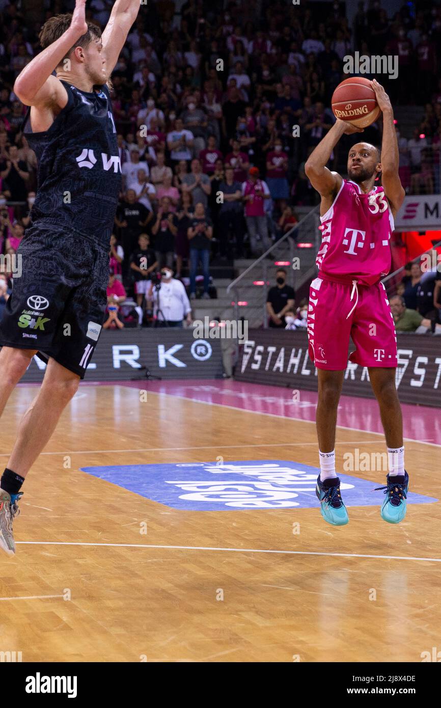 Telekom baskets bonn hi-res stock photography and images - Page 32