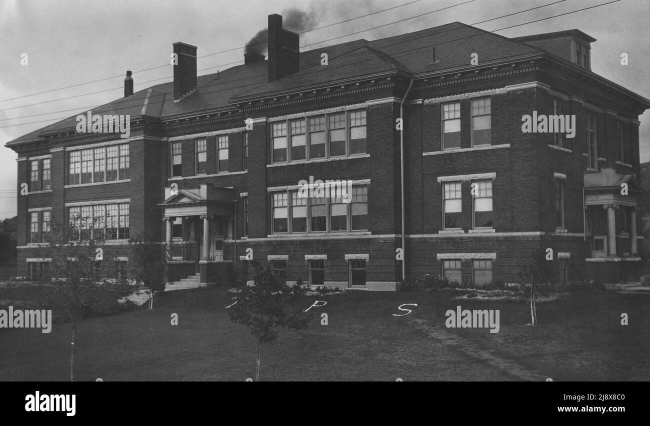 Public schools 1920 Black and White Stock Photos & Images - Alamy