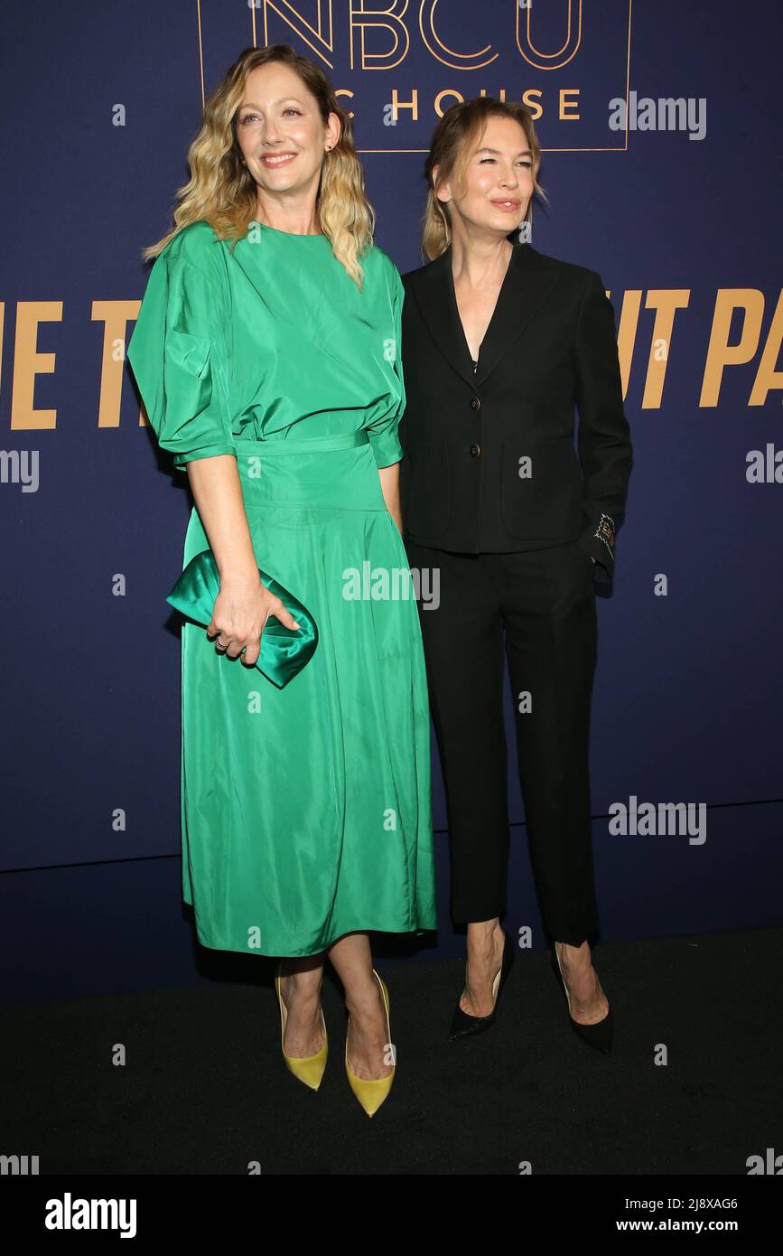 Hollywood, Ca. 18th May, 2022. Judy Greer and Ren e Zellweger at the