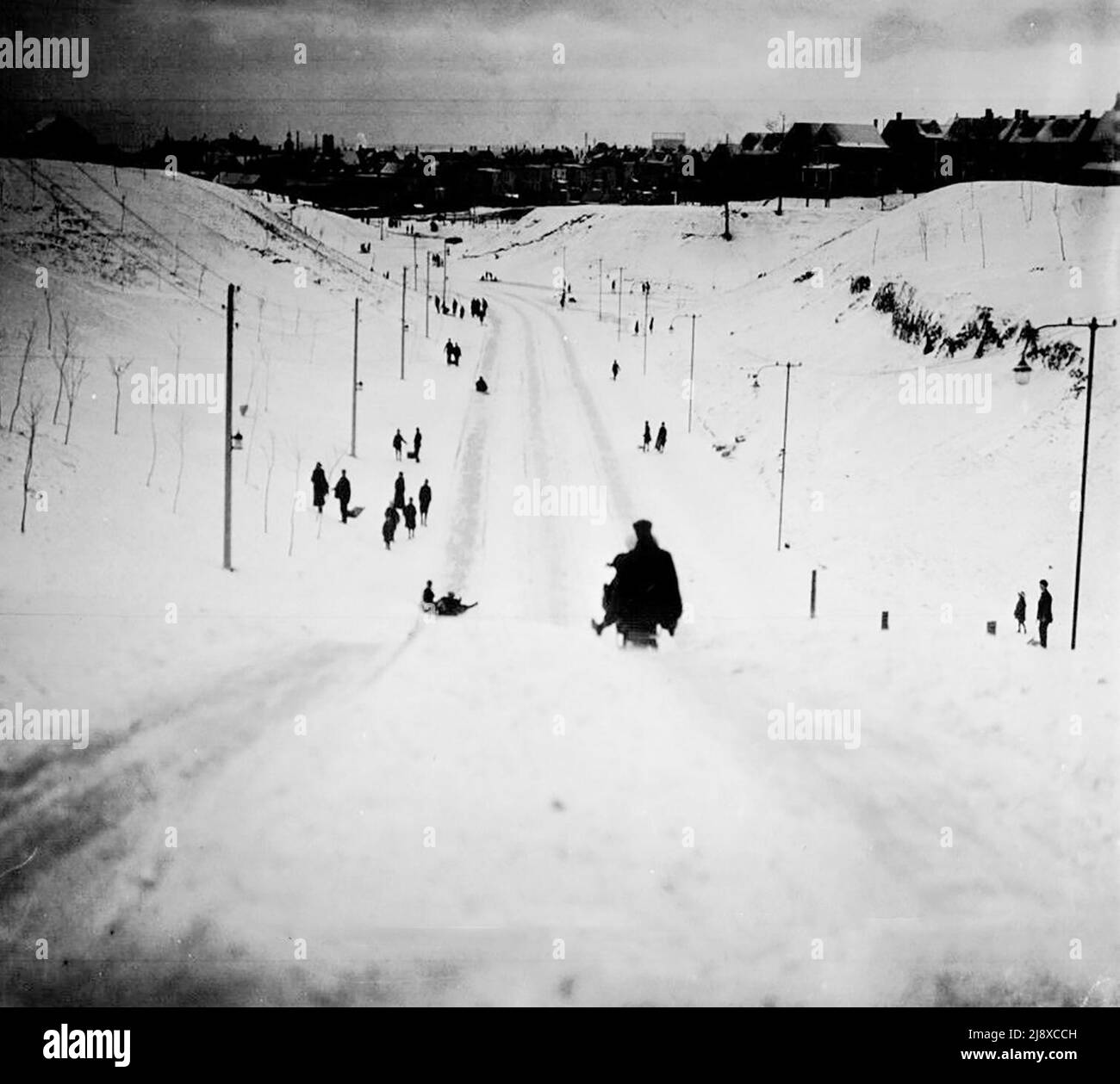 Toboganning hires stock photography and images Alamy