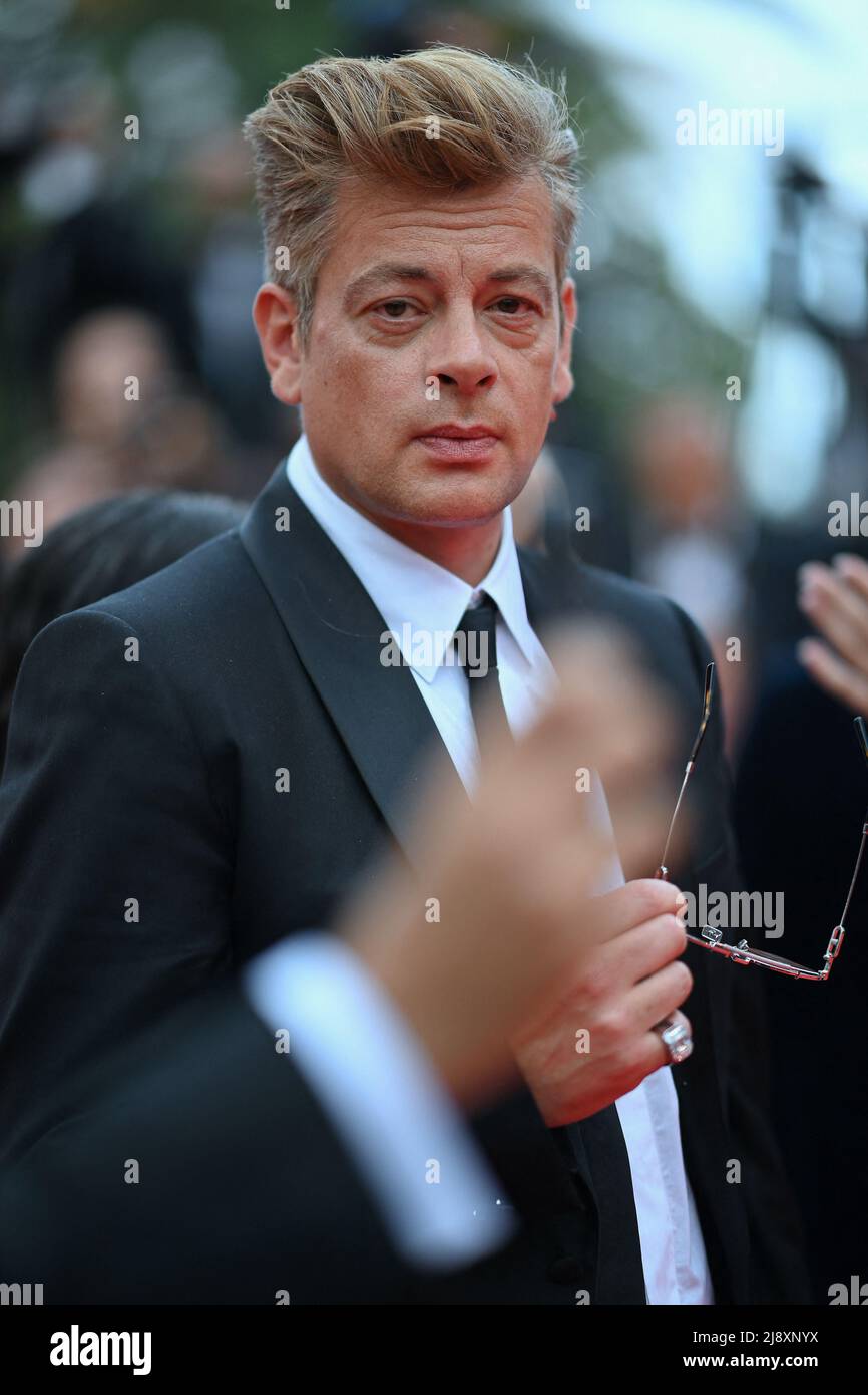 Benjamin Biolay arriving for the screening of Top Gun: Maverick as part of the 75th cannes Film Festival on May 18, 2022 in Cannes, France. Photo by Franck Castel/ABACAPRESS.COM Stock Photo