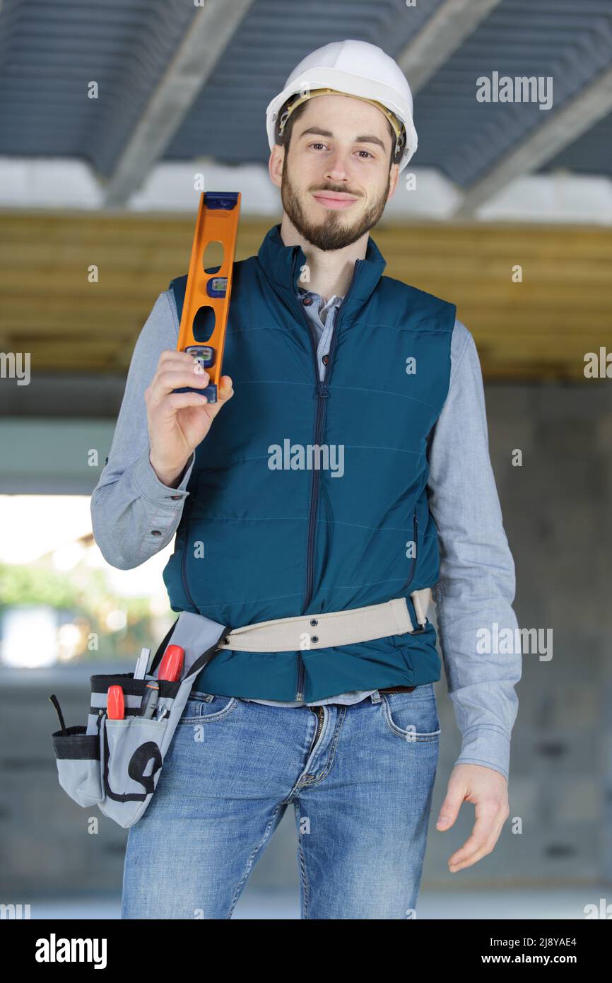 Working at roof level hi-res stock photography and images - Alamy