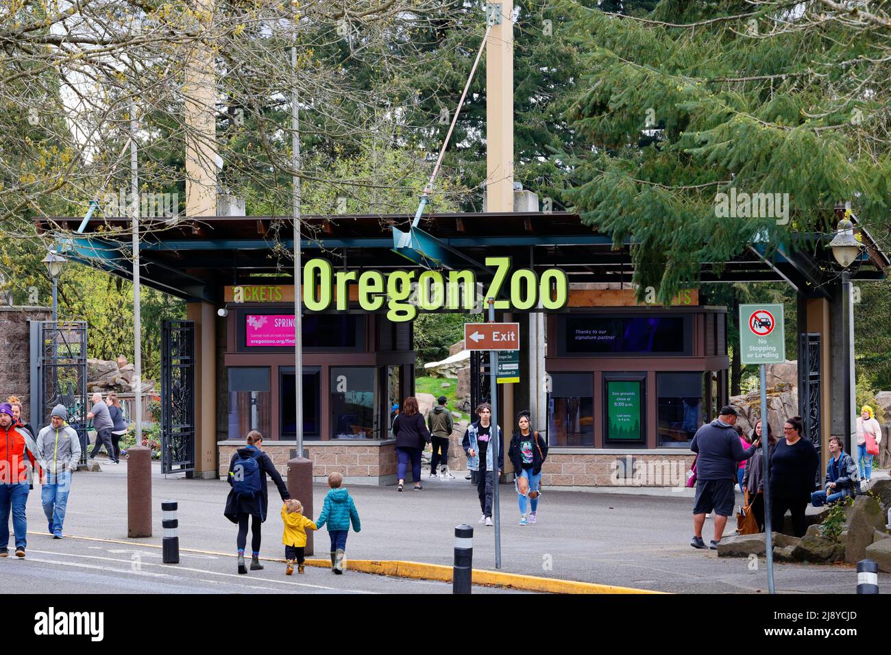 Oregon Zoo, 4001 SW Canyon Rd, Portland storefront photo of a zoo in Washington Park, Oregon Stock Photo