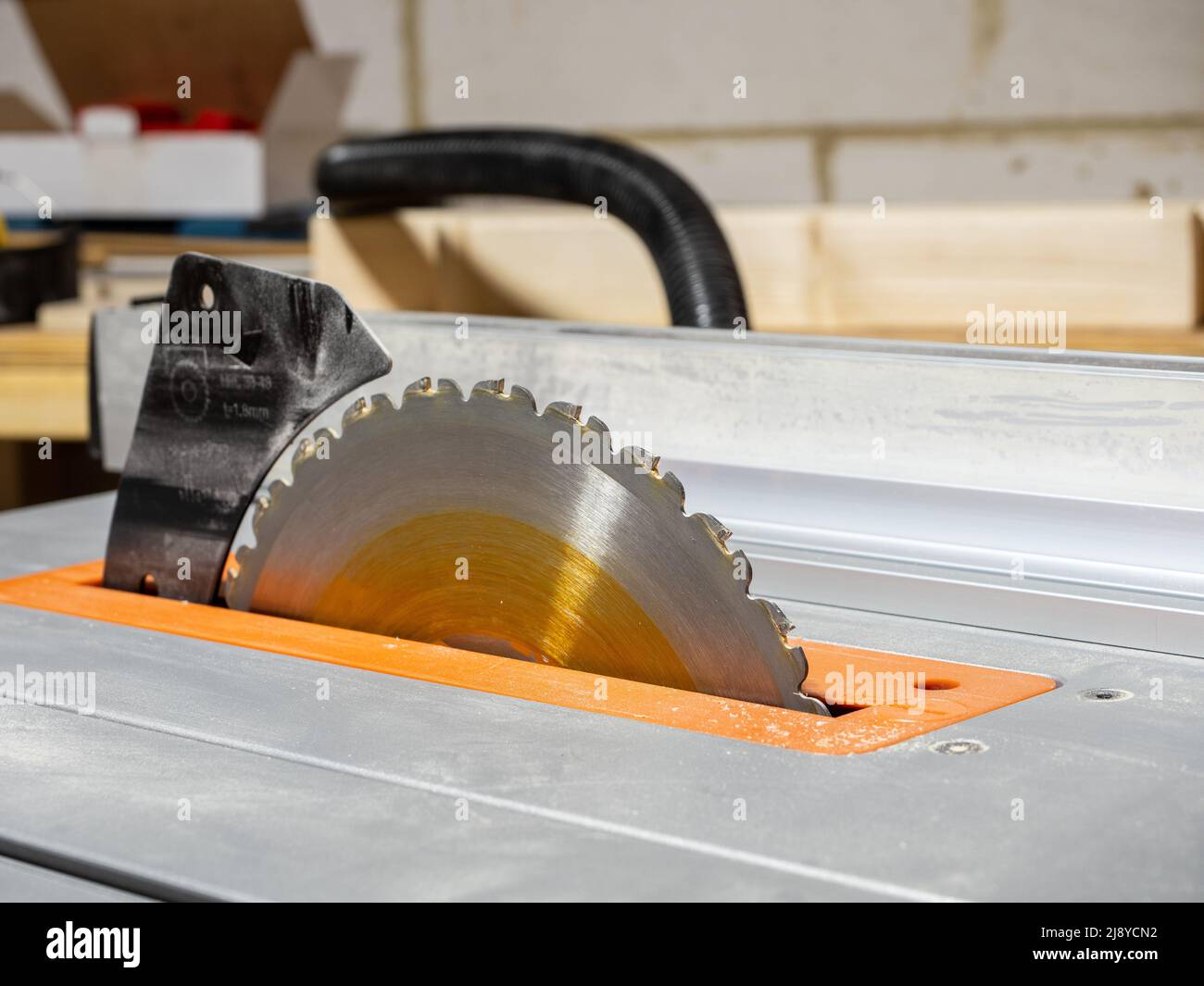 Riving knife hi res stock photography and images Alamy