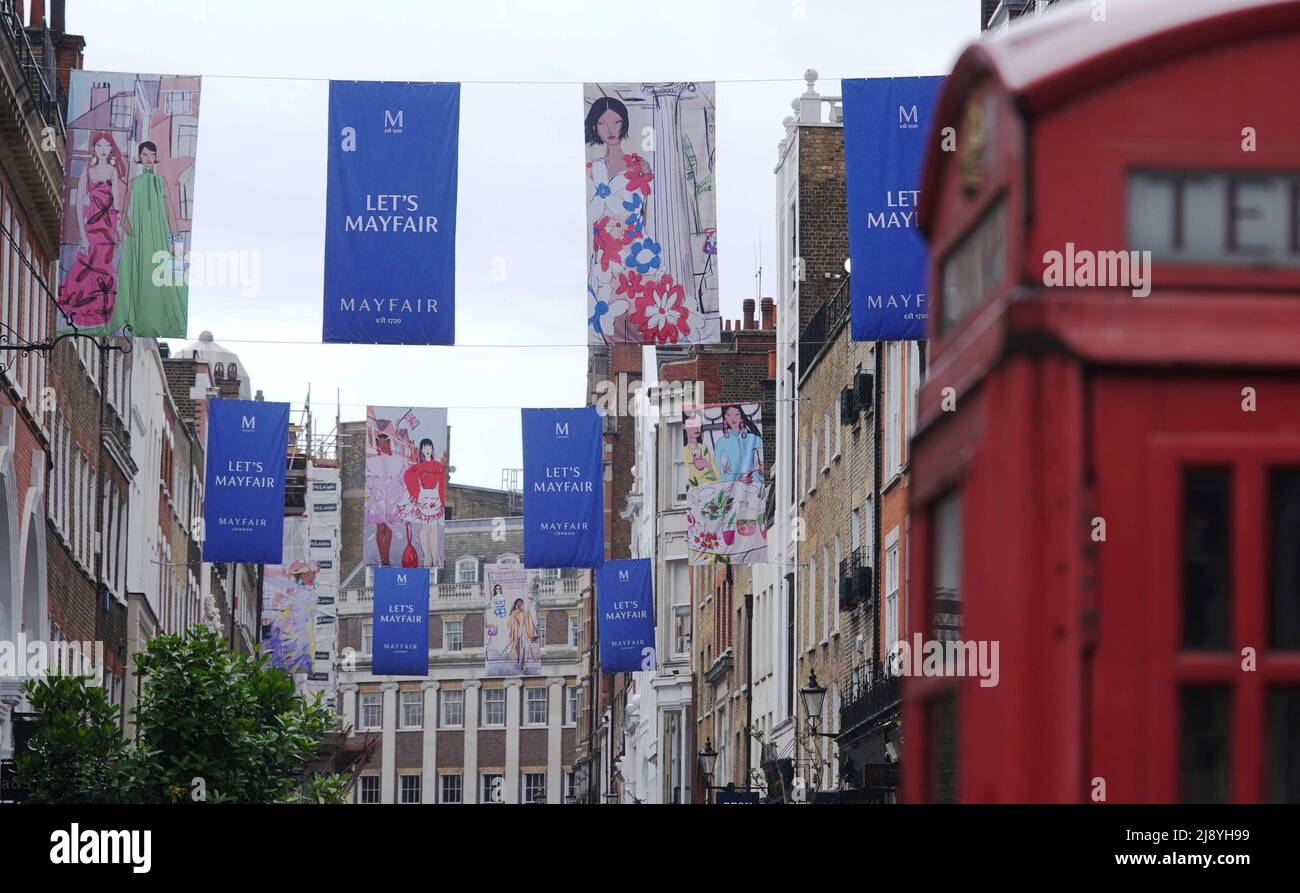 EDITORIAL USE ONLY General views of South Molton Street as 86 flags