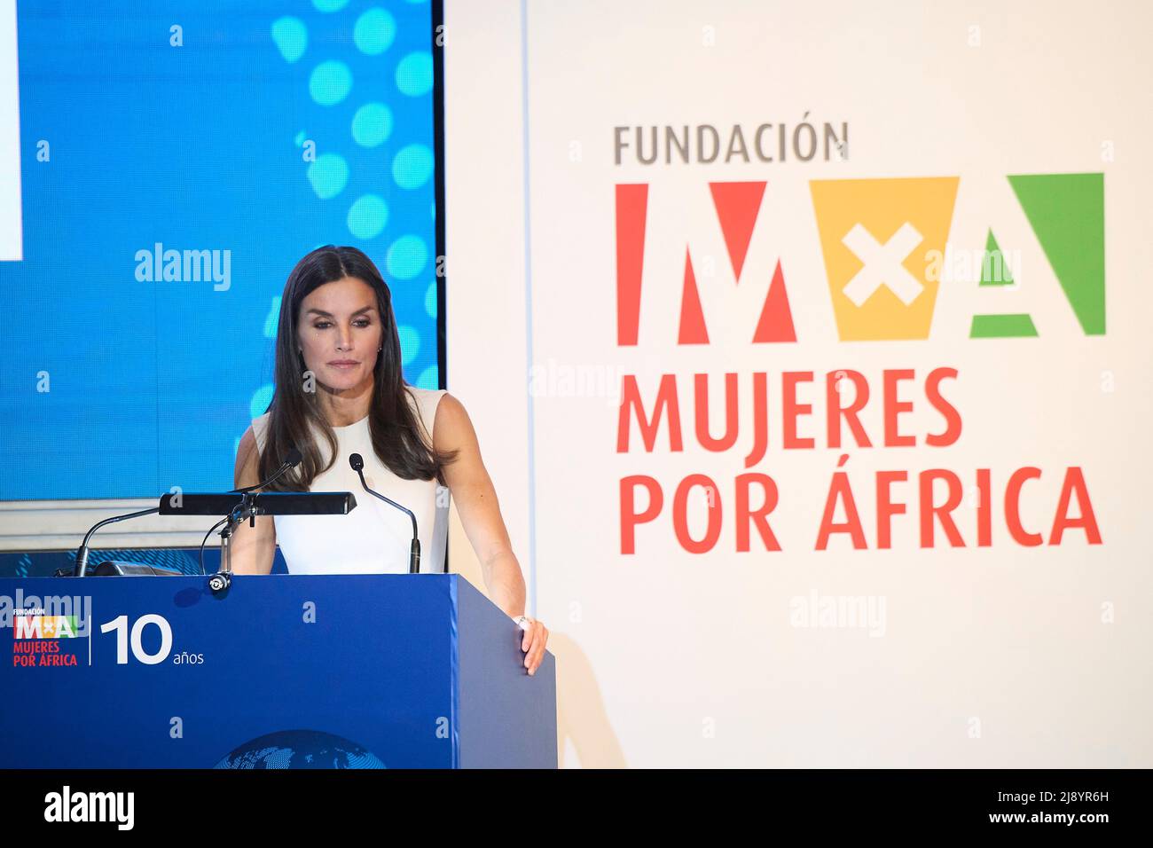 Madrid, Madrid, Spain. 19th May, 2022. Queen Letizia of Spain attends the International Conference ''˜Women's Bridges. Proposals from the South for global change' at UNED Humanities Building on May 19, 2022 in Madrid, Spain (Credit Image: © Jack Abuin/ZUMA Press Wire) Credit: ZUMA Press, Inc./Alamy Live News Stock Photo