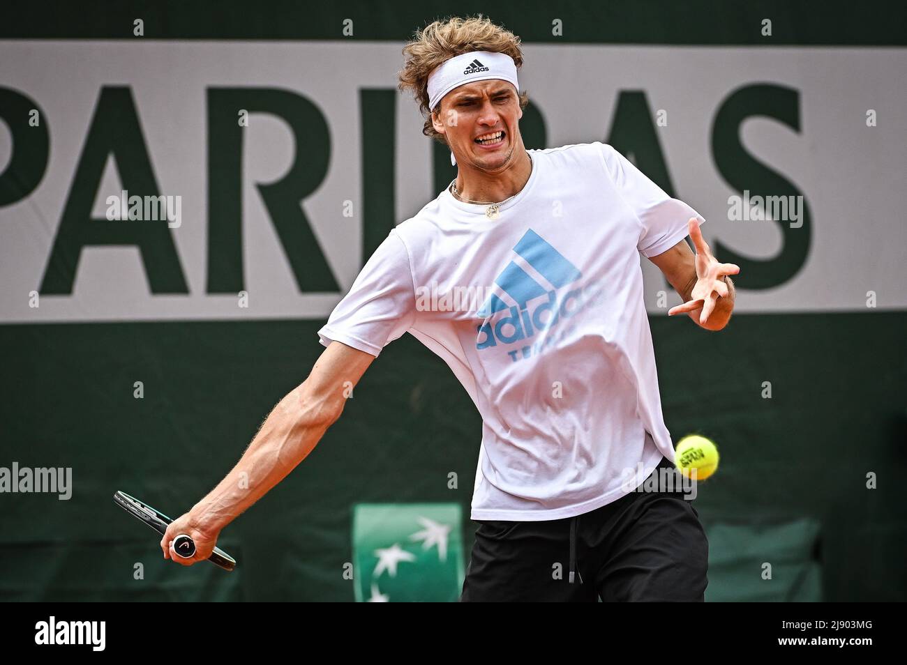 Alexander ZVEREV of Germany during a training session of Roland-Garros  2022, French Open 2022, Grand Slam tennis tournament on May 19, 2022 at the  Roland-Garros stadium in Paris, France - Photo: Matthieu