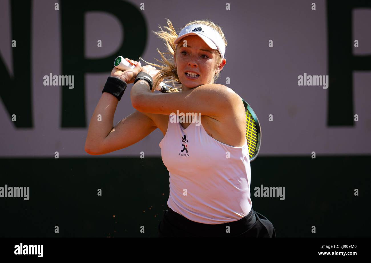 Katie Swan of Great Britain in action against Viktoriya Tomova of Bulgaria during the first round of qualifications at the Roland-Garros 2022, Grand Slam tennis tournament on May 17, 2022 at Roland-Garros stadium in Paris, France - Photo: Rob Prange/DPPI/LiveMedia Stock Photo