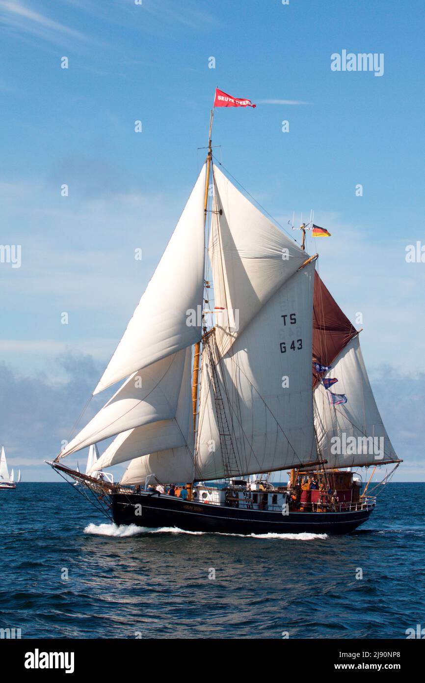 Seute dern hires stock photography and images Alamy