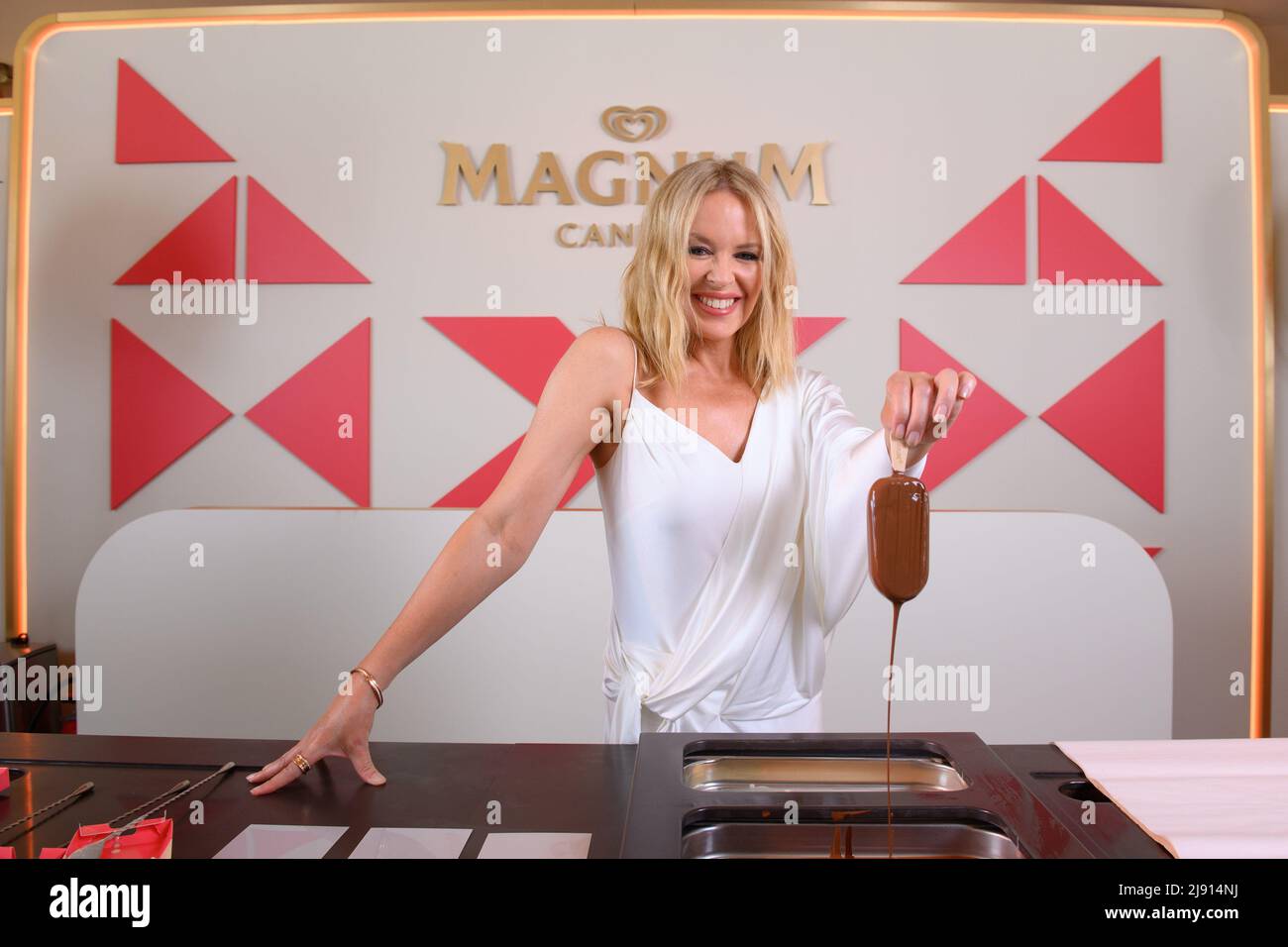 EDITORIAL USE ONLY Kylie Minogue at the Dipping Bar experience at the