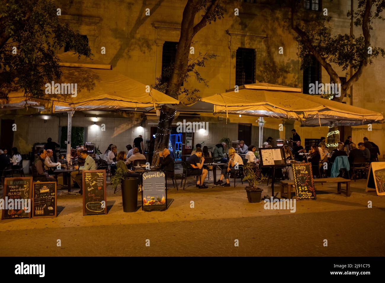 Kantina Cafe and Bar, St John's Square, Valletta, Malta Stock Photo