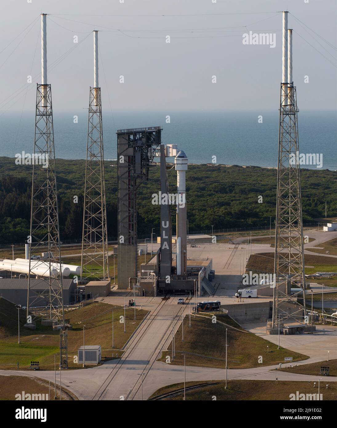Cape Canaveral, United States of America. 18 May, 2022. The United Launch Alliance Atlas V rocket carrying the Boeing CST-100 Starliner spacecraft aboard at Space Launch Complex 41 ahead of the Orbital Flight Test-2 mission at Cape Canaveral Space Force Station, May 18, 2022 in Cape Canaveral, Florida. The Flight Test-2 will be second un-crewed flight test and will dock to the International Space Station. Credit: Joel Kowsky/NASA/Alamy Live News Stock Photo