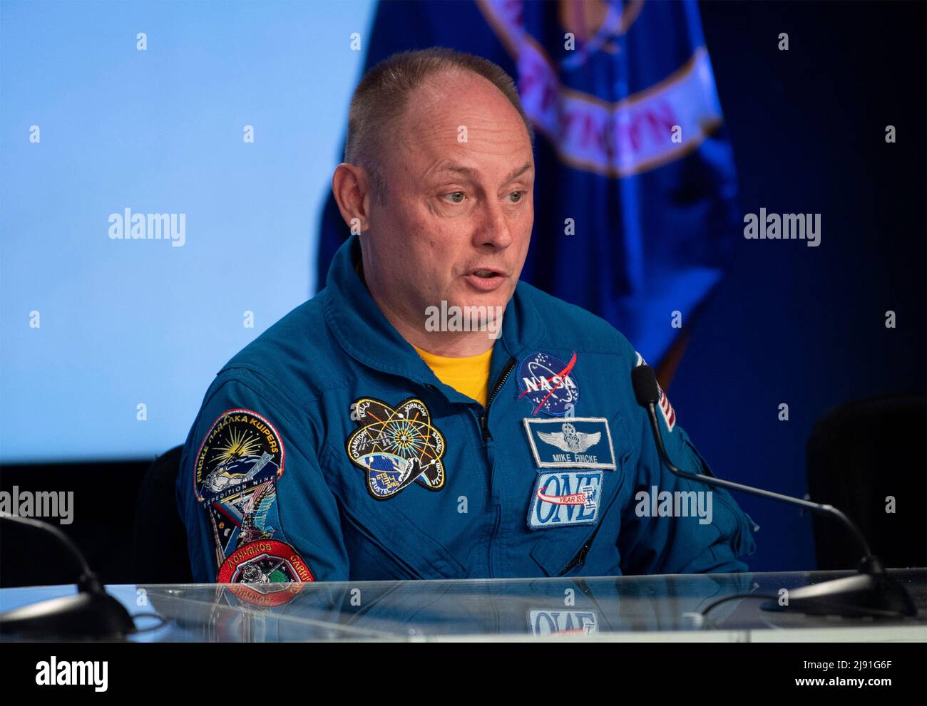 Cape Canaveral, United States of America. 18 May, 2022. NASA astronaut Mike Fincke responds to a question during a press conference ahead of the launch of the United Launch Alliance Atlas V rocket carrying the Boeing CST-100 Starliner spacecraft aboard at the Kennedy Space Center, May 18, 2022 in Cape Canaveral, Florida. The Orbital Flight Test-2 will be second un-crewed flight test and will dock to the International Space Station and is expected to lift off May 19th. Credit: Joel Kowsky/NASA/Alamy Live News Stock Photo