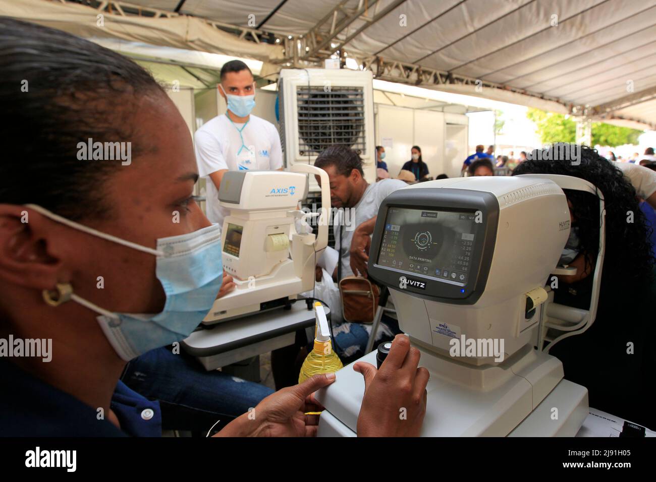 ibotirama, bahia, brazil - may 18, 2022: patient during consultation with an ophthalmologist in a public health program in the city of Ibotirama. Stock Photo