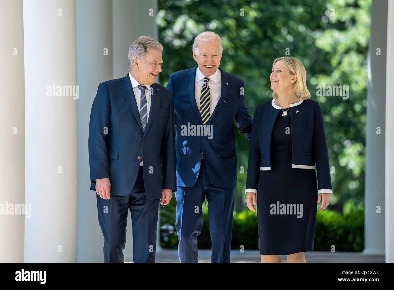 Washington, United States Of America. 19th May, 2022. Washington, United States of America. 19 May, 2022. U.S President Joe Biden, center, walks along the Colonnade with Swedish Prime Minister Magdalena Andersson, right, and Finnish President Sauli Niinisto on the way to the Rose Garden at the White House, May 19, 2022 in Washington, DC Credit: Adam Schultz/White House Photo/Alamy Live News Stock Photo