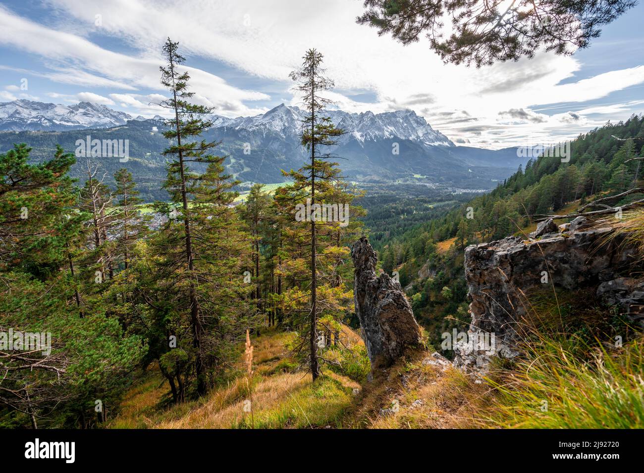 Hiking trail to Kramerspitz, view of the Wetterstein Mountains with Zugspitze, Bavaria, Germany Stock Photo