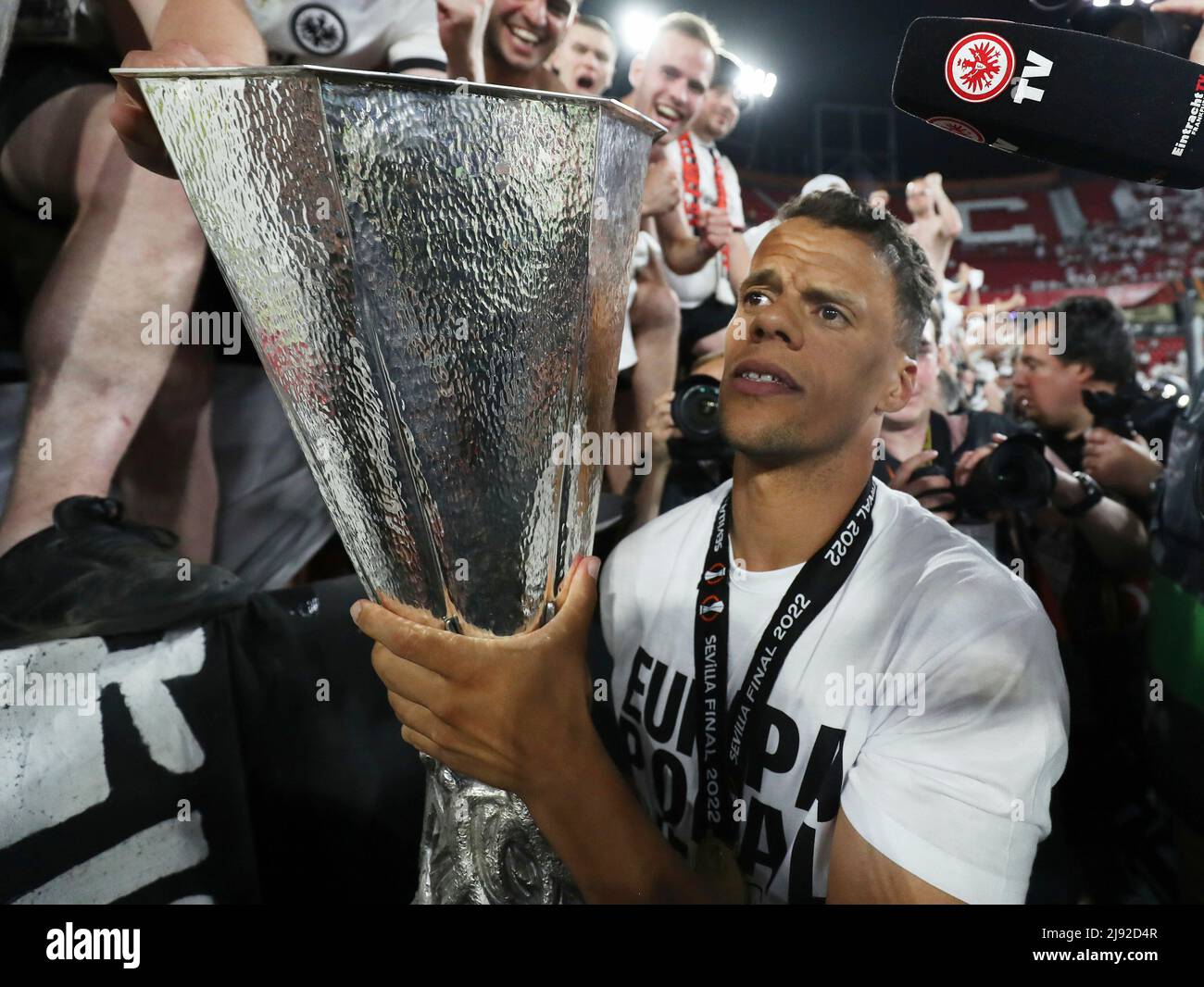 Eintracht frankfurt uefa cup winners hi-res stock photography and images