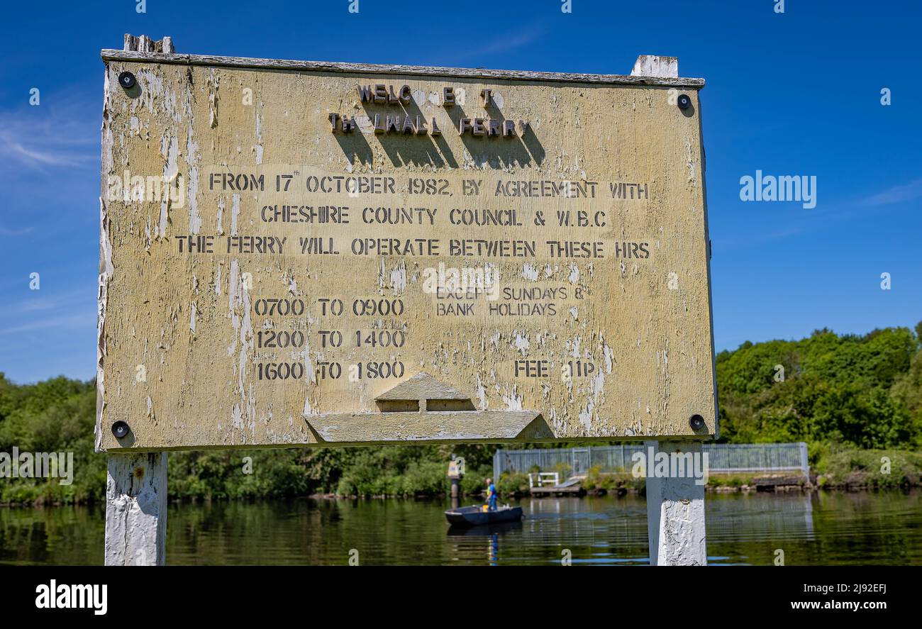 May 2022. Ferryman Kevin Wilkinson retires after almost 20 years of operating the historic Penny Ferry across the Manchester Ship Canal at Thelwall Stock Photo