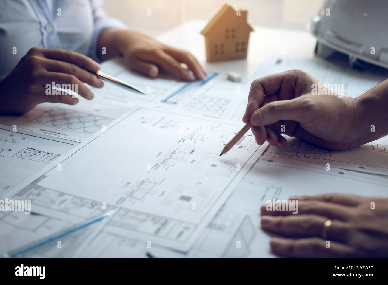 Mechanical engineering electrical engineering civil engineering hi-res  stock photography and images - Page 4 - Alamy
