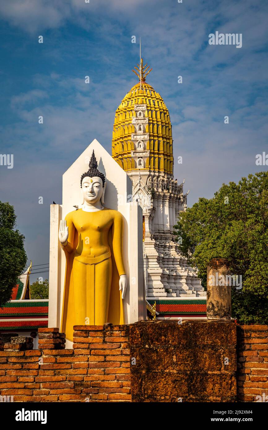 Wat Phra Si Rattana Mahathat Woramahawihan, temple in Phitsanulok, Thailand Stock Photo