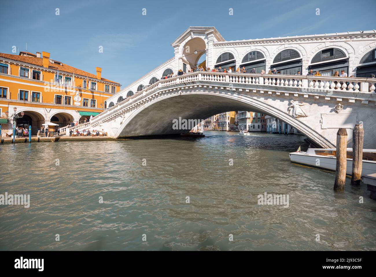View on Grand canal and Rialto bridge in Venice, Italy Stock Photo - Alamy