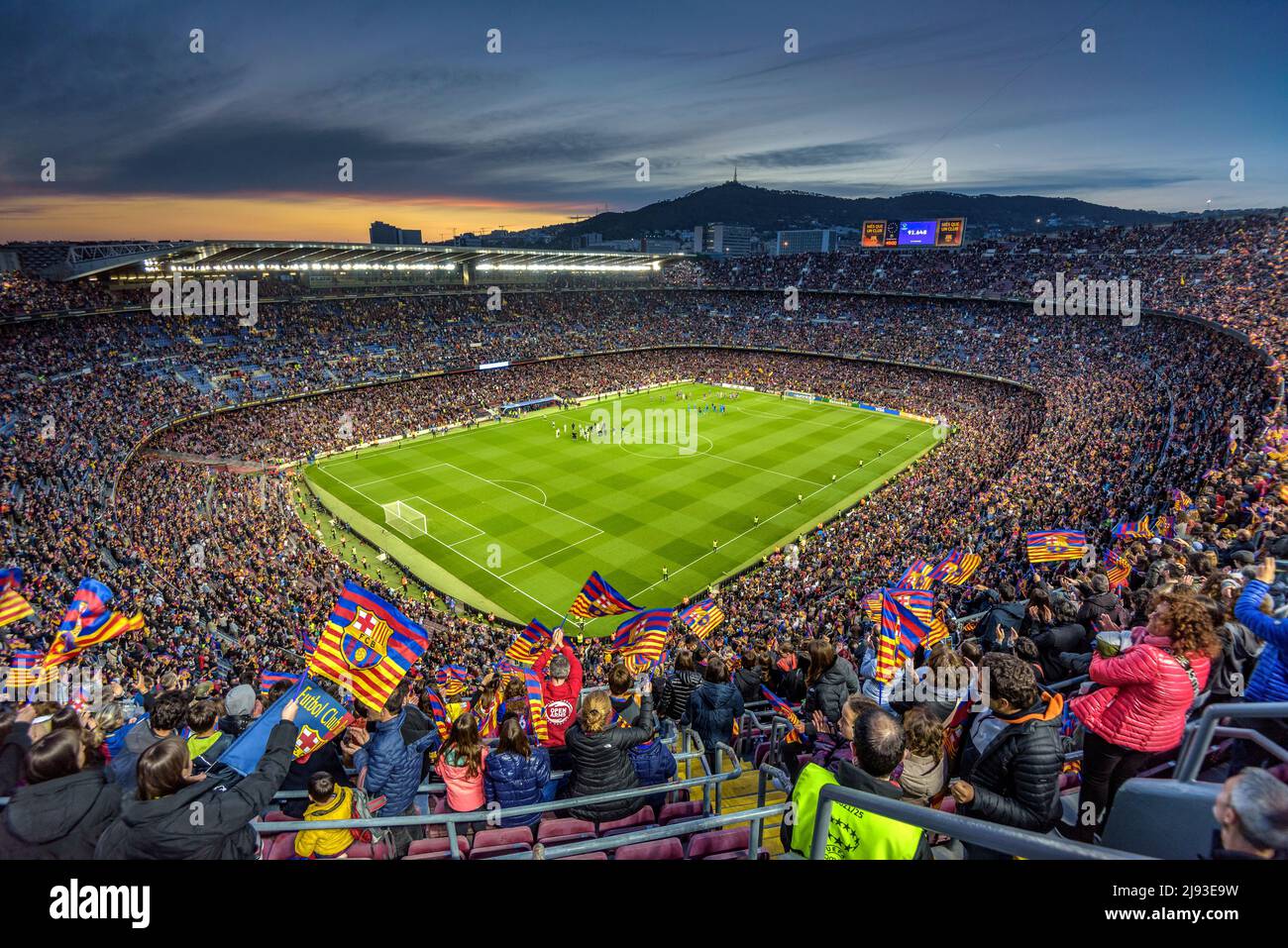 Festive Mood At Camp Nou Stadium Full Sold Out With 91 648 Spectators festive-mood-at-camp-nou-stadium-full-sold-out-with-91-648-spectators