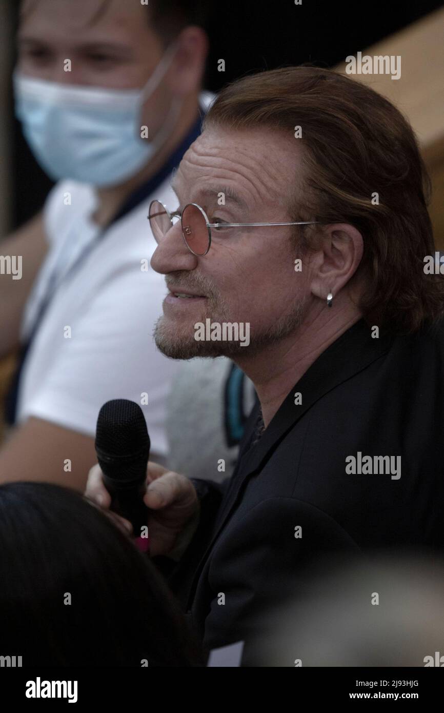Rome, Italy. 19 May 2022. Bono Vox speaks during the launch of the 'Scholas Occurrentes', international educational movement at the Pontifical Urbaniana University. Credit: Maria Grazia Picciarella/Alamy Live News Stock Photo