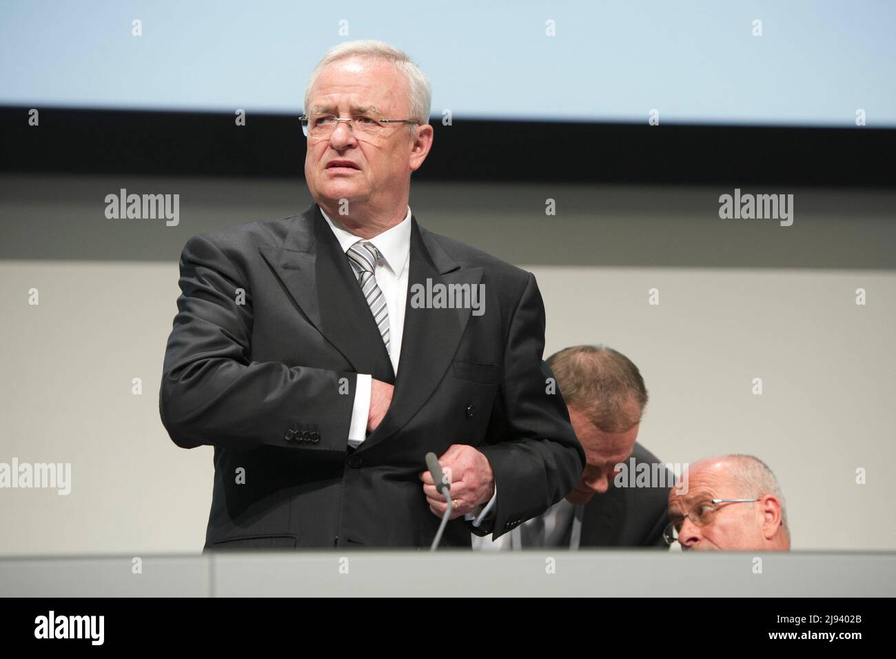 PROF DR DR HC MULT BEDEUTUNG intelligence overview