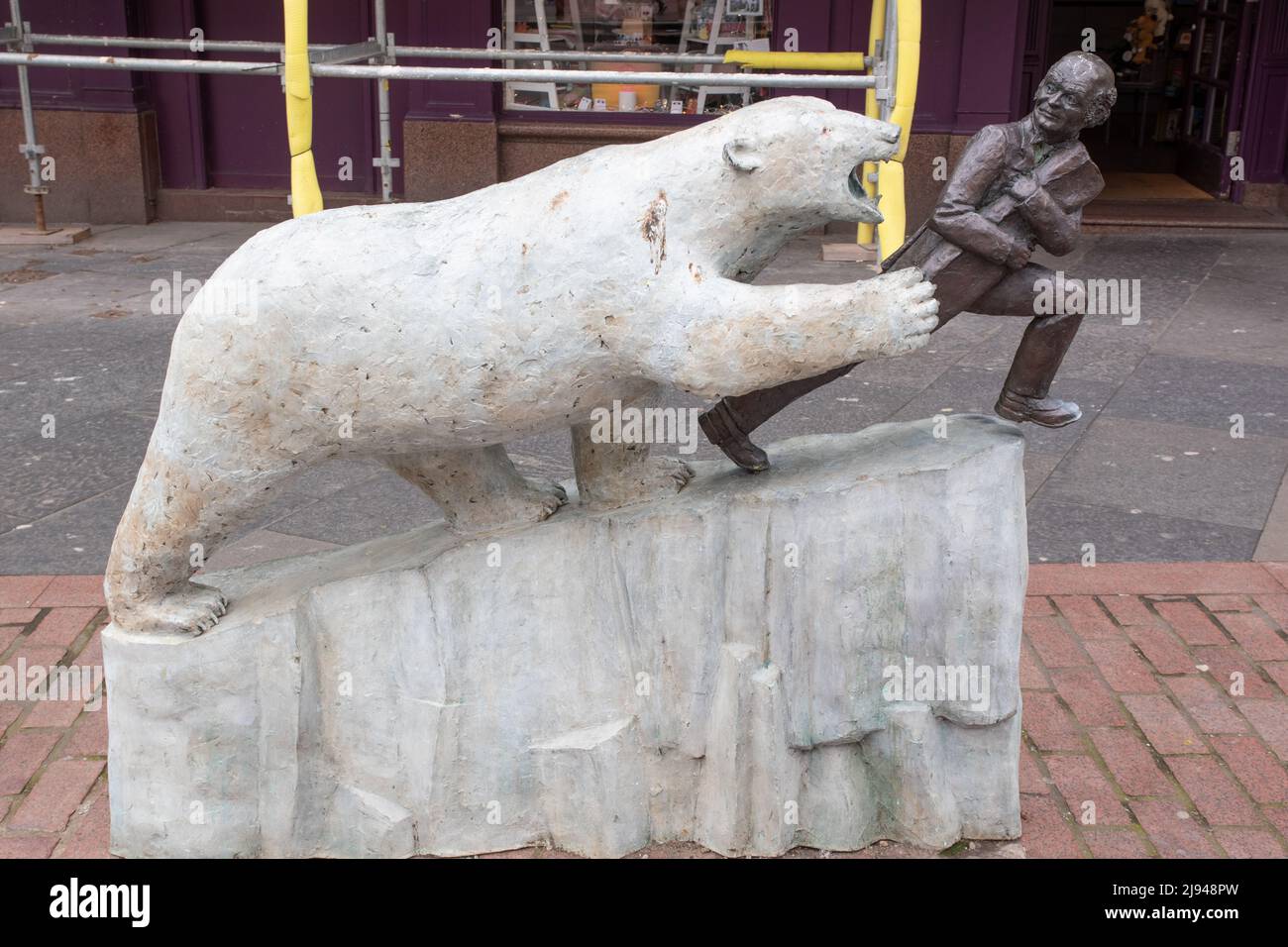 The day the polar bear Bruin escaped in Dundee in1878 Stock Photo