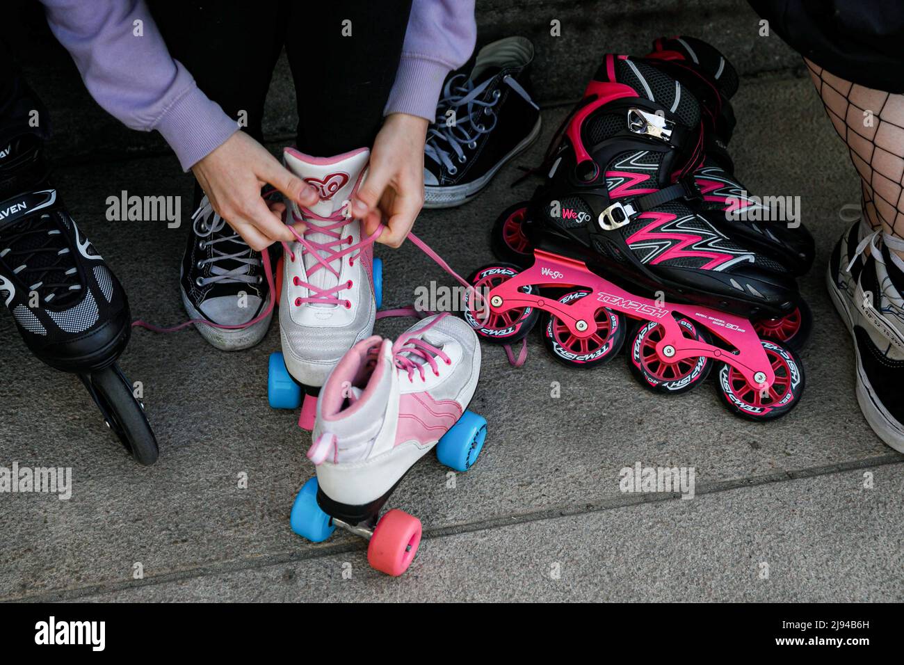 skating skating shoes
