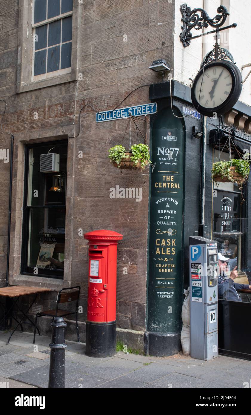 St Andrews corner of College Street and Market Street Stock Photo