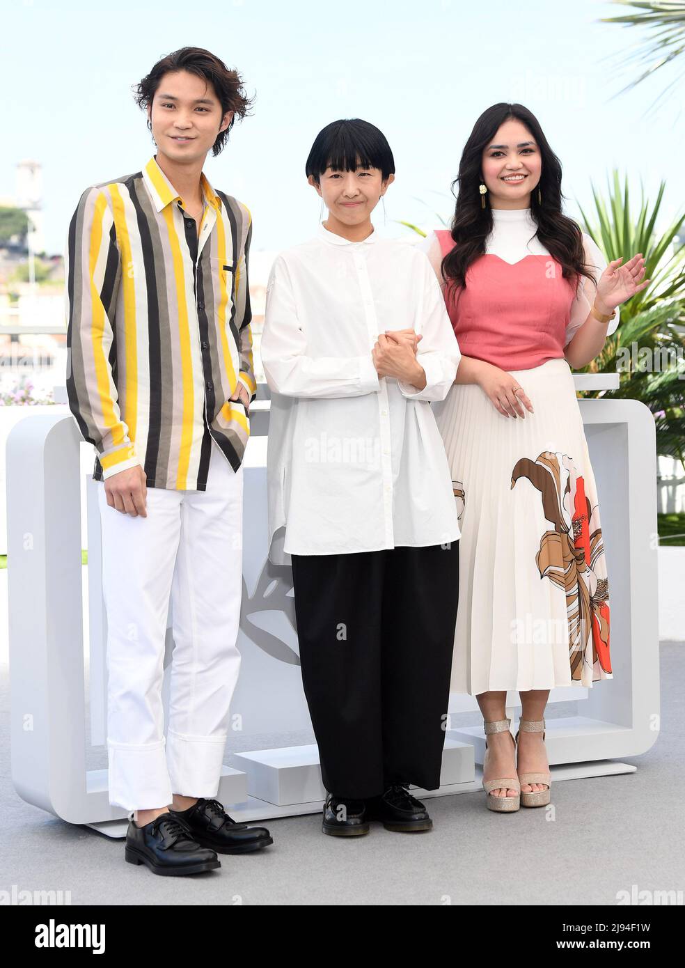 Cannes, France. 20th May, 2022. Japanese actor Hayato Isomura, director Chie Hayakawa and actress Stefanie Arianne attend the photo call for Plan 75 at Palais des Festivals at the 75th Cannes Film Festival, France on Friday, May 20, 2022. Photo by Rune Hellestad/ Credit: UPI/Alamy Live News Stock Photo
