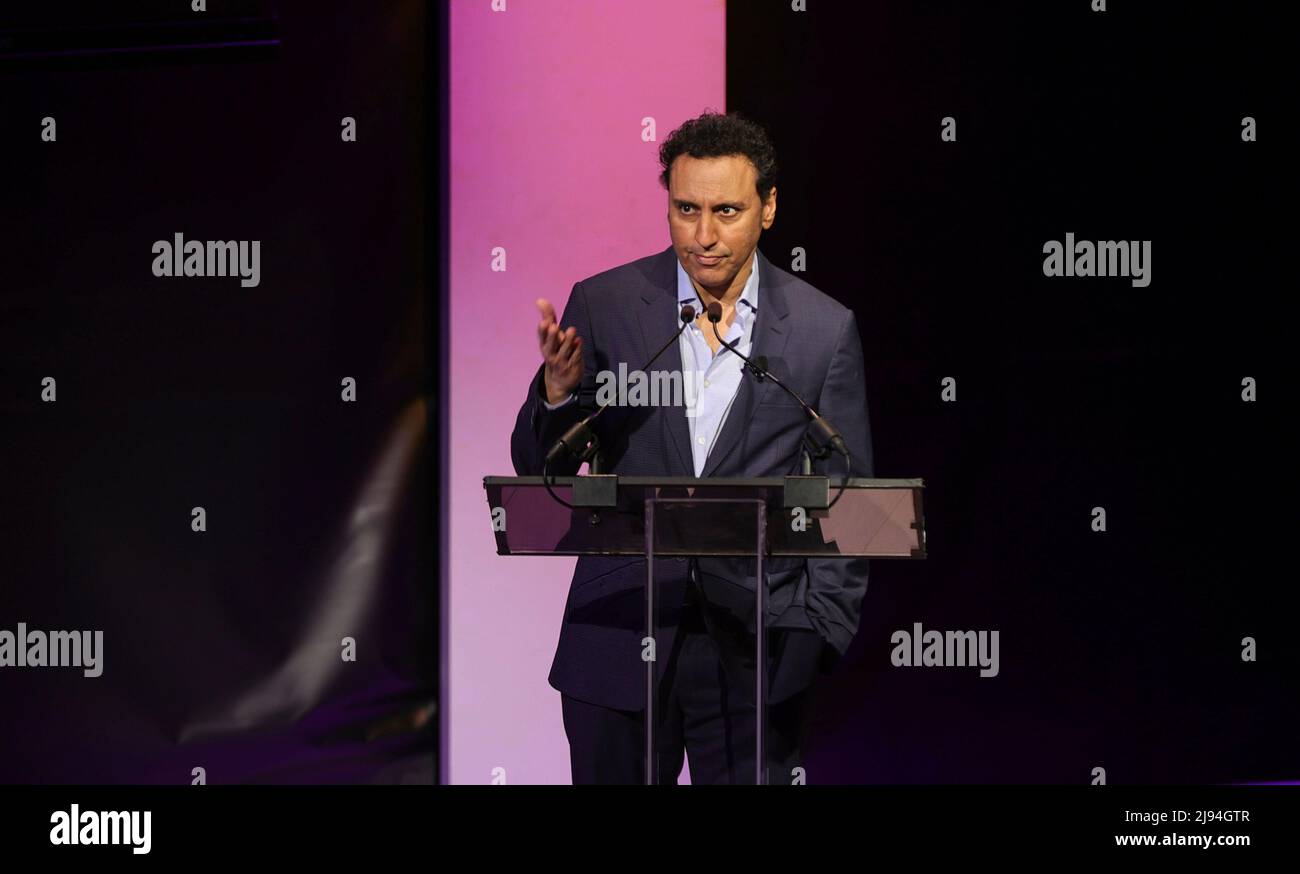 The Times Center, New York, USA, May 11, 2022 - Aasif Mandvi During the Frankie Climate Impact Awards at The Times Center in New York City. Dont Choose Extinction a UNDP Event Photo: Giada Papini Rampelotto/EuropaNewswire PHOTO CREDIT MANDATORY. Stock Photo