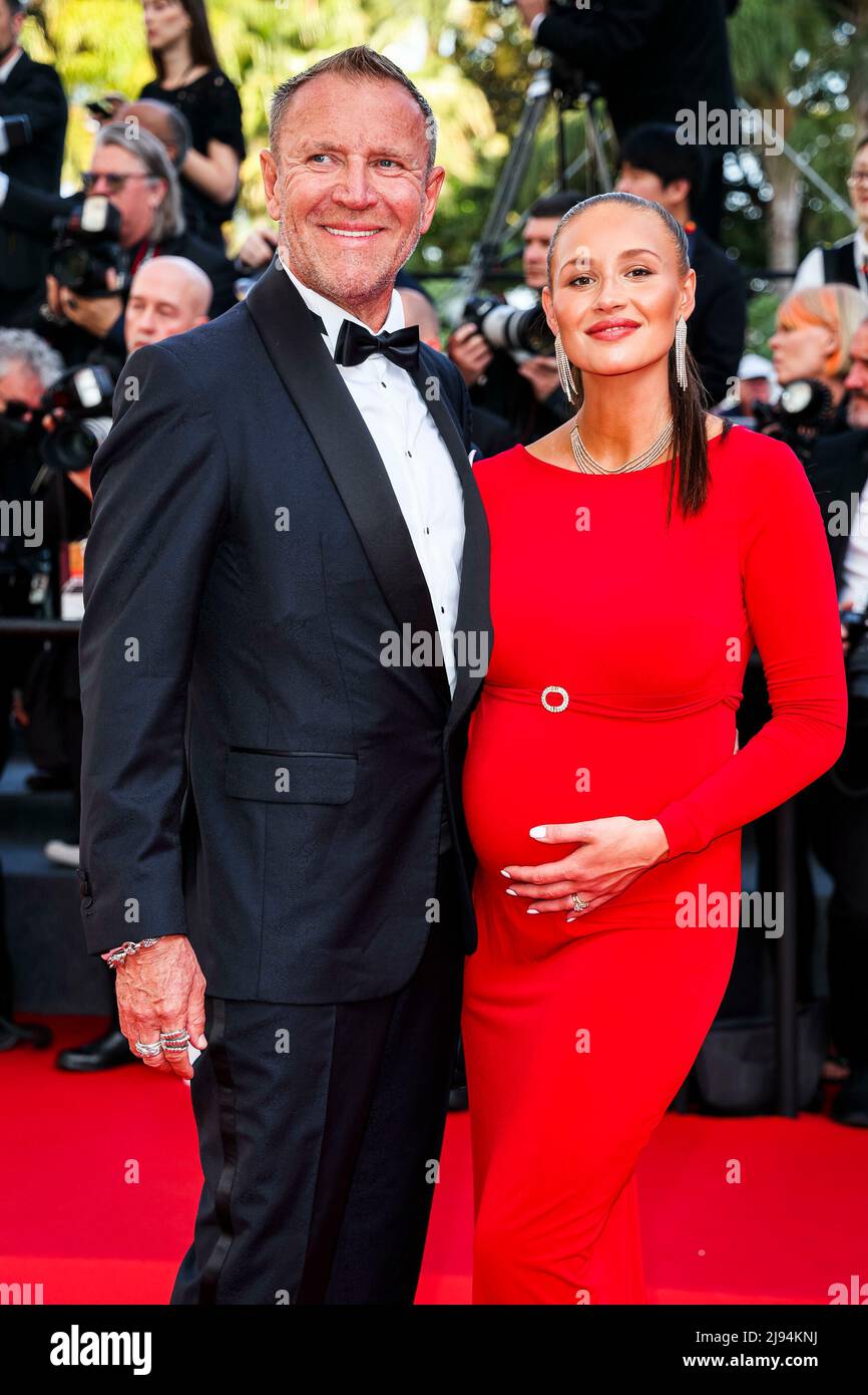 Cannes, Frankreich. 19th May, 2022. Renny Harlin and Johanna Kokkila