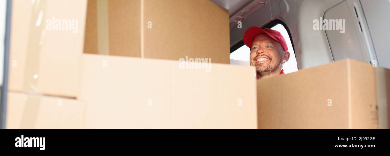 Overnight delivery hi-res stock photography and images - Alamy