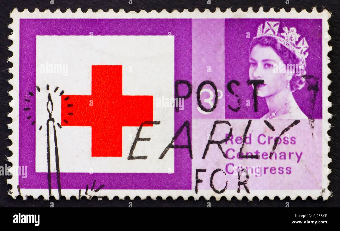 Queen elizabeth stamp red hi-res stock photography and images - Alamy