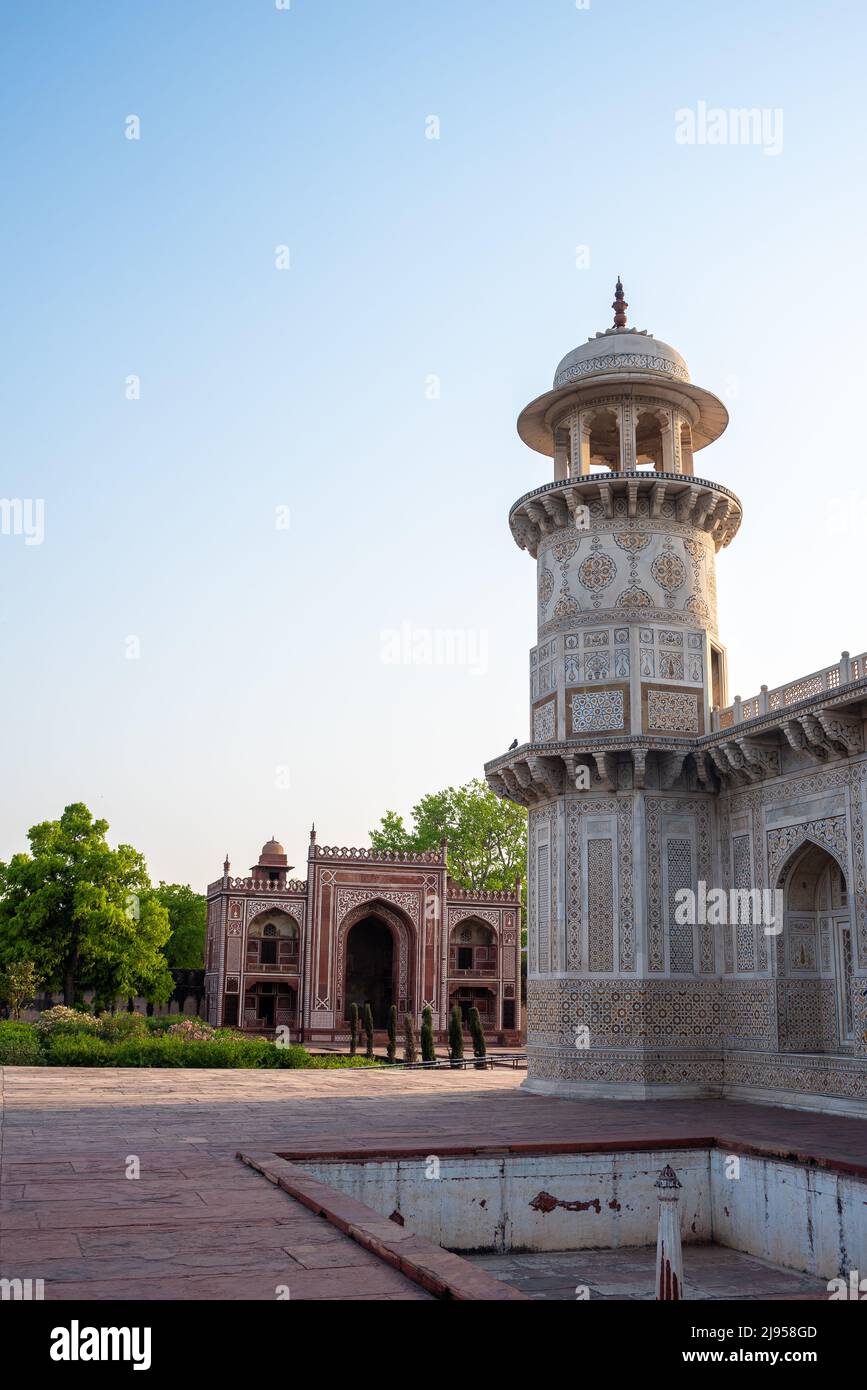 An evening at the tomb of Itimad ud daula, Agra, India Stock Photo