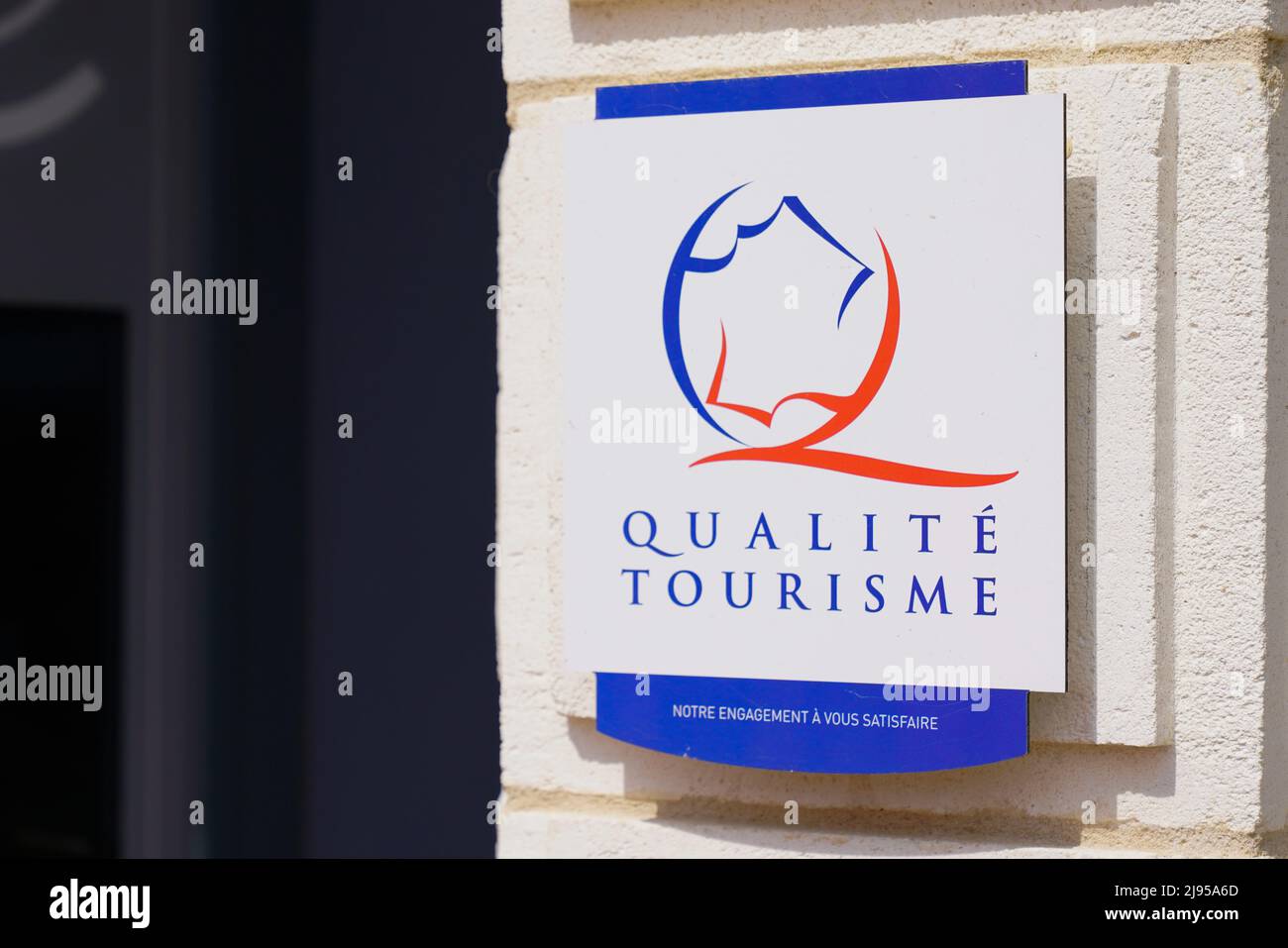 Bordeaux , Aquitaine  France - 05 04 2022 : Qualite Tourisme logo sign and brand text label state guaranteed French hospitality and Tourism Quality se Stock Photo