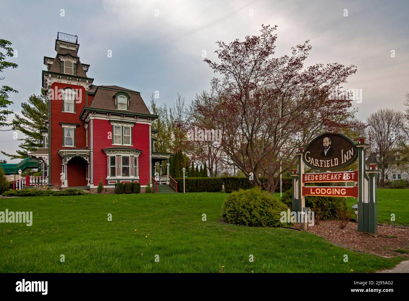 Port Austin, Michigan - The Garfield Inn, a bed and breakfast at the ...