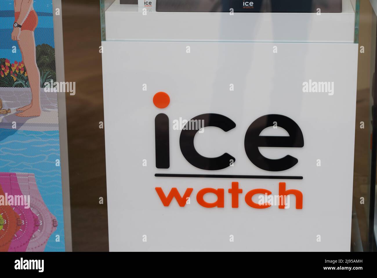 Ice watch hi-res stock photography and images - Alamy