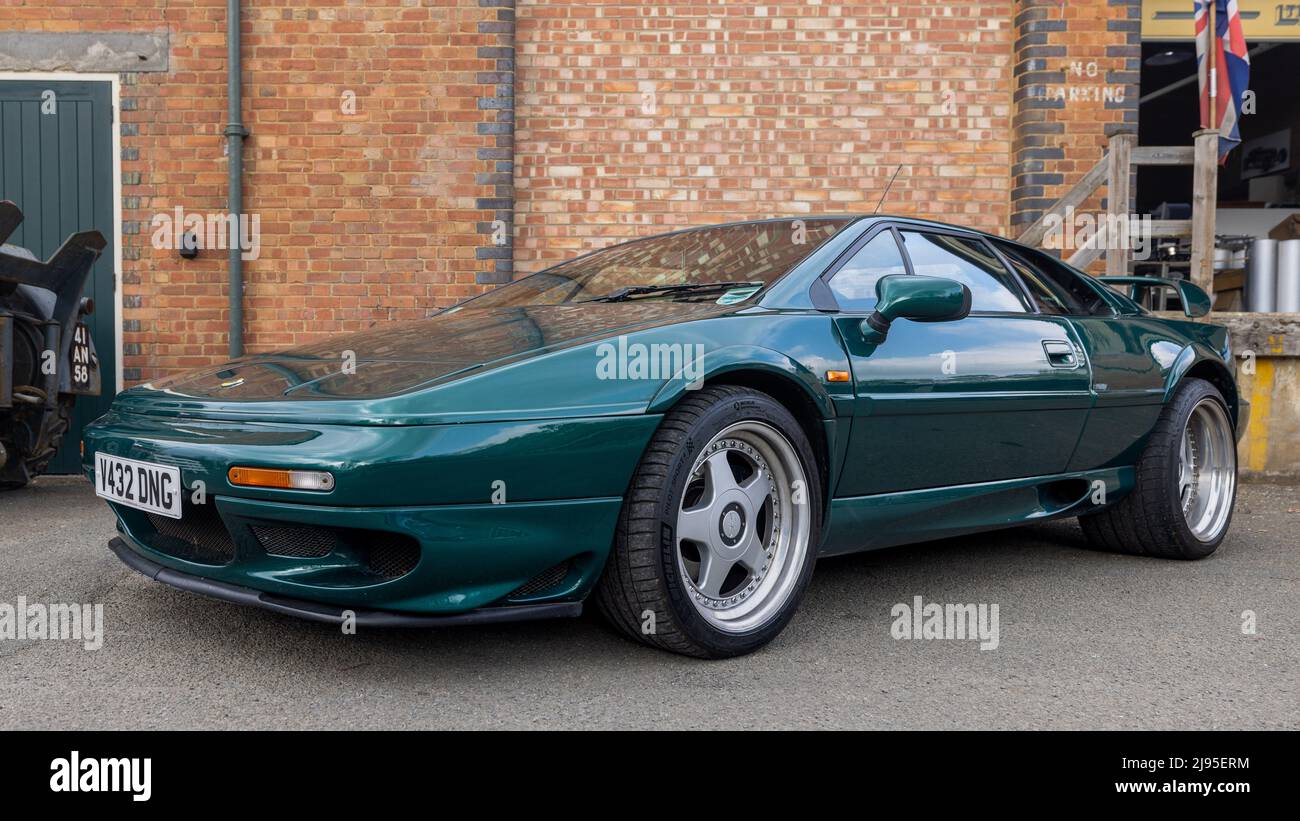 1999 Lotus Esprit V8, on display at the April Scramble held at the