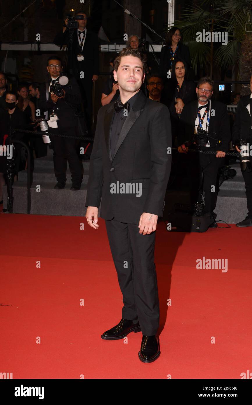 EXCLU VIDÉO – “Ça a été dévastateur” : Xavier Dolan blessé par les  critiques lors du Festival de Cannes - Gala