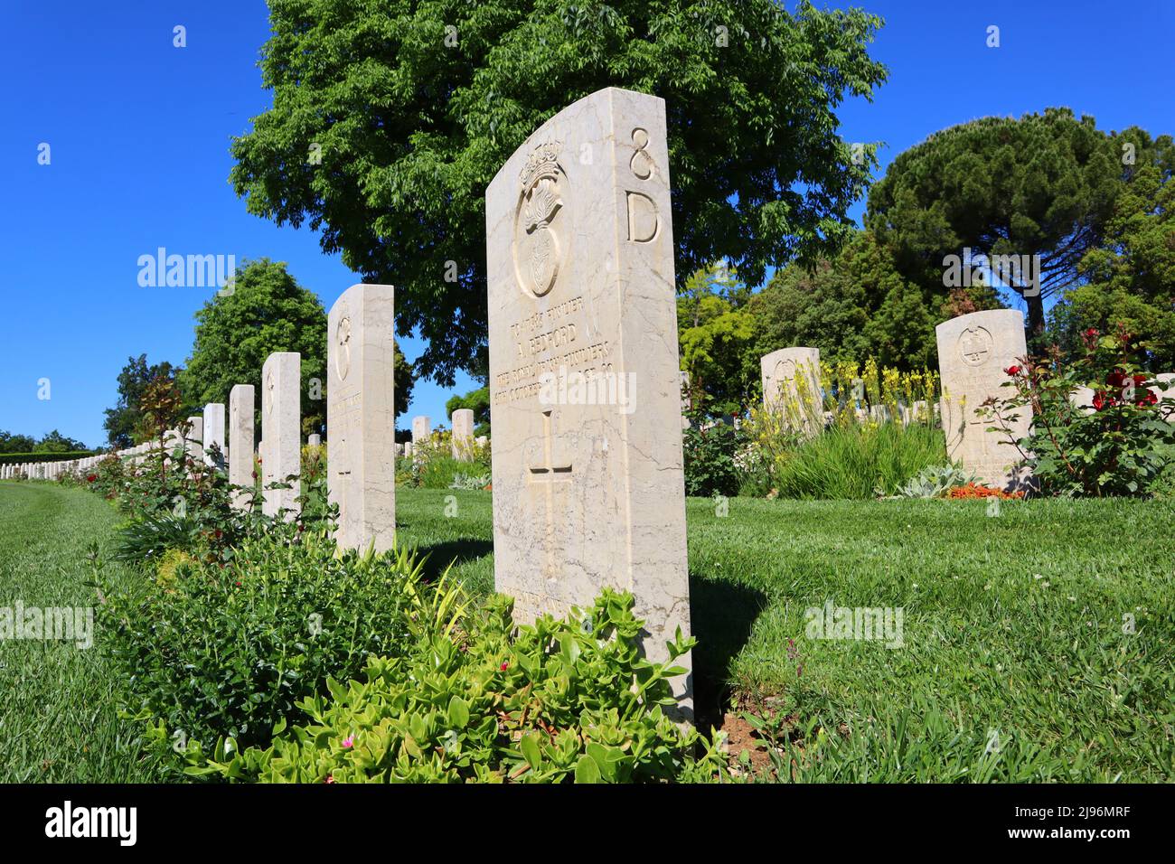 Torino di Sangro, Italy Sangro River War Cemetery. British and