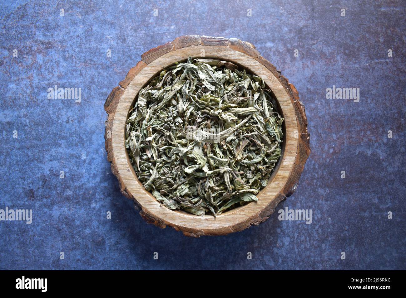 Dried raw whole Stevia leaf Stock Photo Alamy