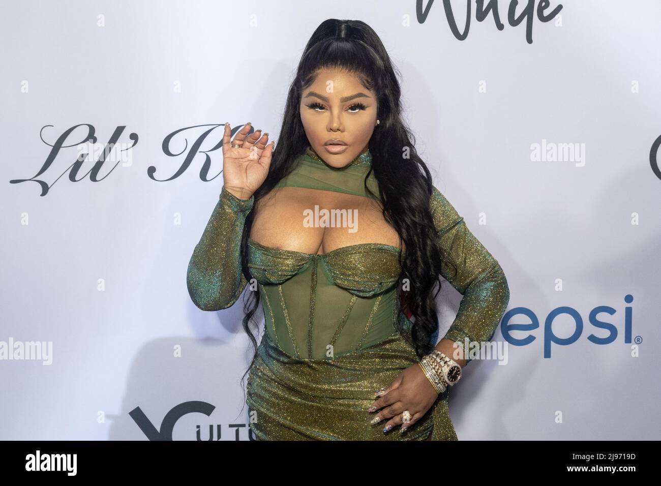 New York, USA. 20th May, 2022. Lil Kim arrives at her 2nd Annual B.I.G. Dinner Gala in honor of the late Biggie Small's 50th birthday celebration at Gustavino's in New York, New York, on May 20, 2022. (Photo by Gabriele Holtermann/Sipa USA) Credit: Sipa USA/Alamy Live News Stock Photo