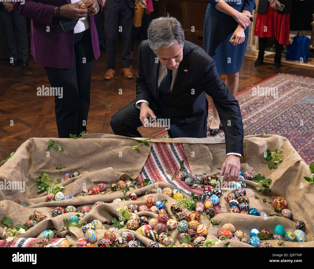New York City, United States of America. 19 May, 2022. U.S. Secretary of State Antony Blinken, looks at ornately decorated pysanka eggs made by Ukrainian artist Sofika Zielyk, during a visit to the Ukrainian Institute of America, May 19, 2022 in New York City, New York.  Credit: Freddie Everett/State Department/Alamy Live News Stock Photo